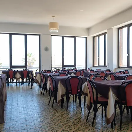Hotel Re Leone Rímini